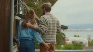 Backdrop to the movie "Love" #609432