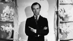 Backdrop to the movie "Love, Cecil" #745040