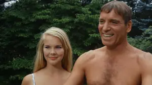 Backdrop to the movie "The Swimmer" #392978