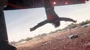 Backdrop to the movie "Better Man" #575368