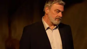 Backdrop to the movie "Canary Black" #622862