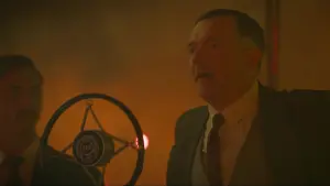 Backdrop to the movie "Forgotten Experiment" #375259