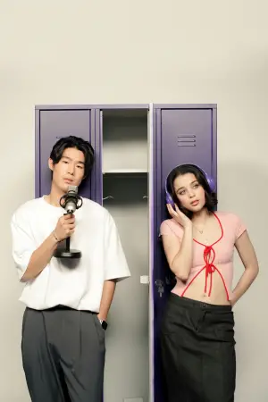 Poster to the movie "Follow My Voice" #578507