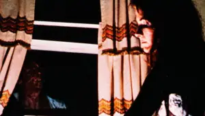 Backdrop to the movie "Squirm" #727687