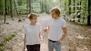 Backdrop to the movie "303" #536899