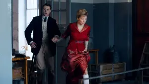 Backdrop to the movie "The Beast" #366217