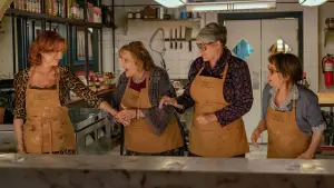 Backdrop to the movie "Nonnas" #595628