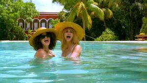 Backdrop to the movie "Blink Twice" #780321