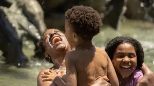 Backdrop to the movie "The Best Mother in the World" #641594