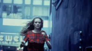 Backdrop to the movie "Terrified" #650490