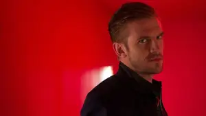 Backdrop to the movie "The Guest" #851120
