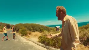 Backdrop to the movie "The Surfer" #833587