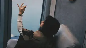 Backdrop to the movie "Successor" #784020