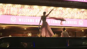 Backdrop to the movie "Megalopolis" #595828