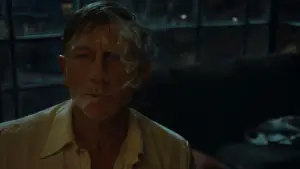 Backdrop to the movie "Queer" #584081