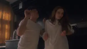 Backdrop to the movie "Assa" #691383