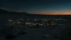 Backdrop to the movie "Eddington" #797852