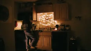 Backdrop to the movie "In The Morning" #353071