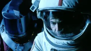 Backdrop to the movie "Moontrap" #742469