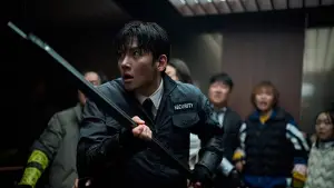 Backdrop to the movie "Colony" #801680