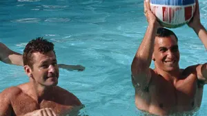 Backdrop to the movie "Diary of a Nudist" #483984