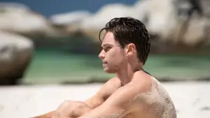 Backdrop to the movie "Moffie" #670457