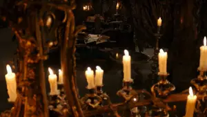 Backdrop to the movie "Beauty and the Beast" #748509