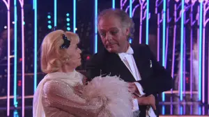 Backdrop to the movie "Ginger and Fred" #451774