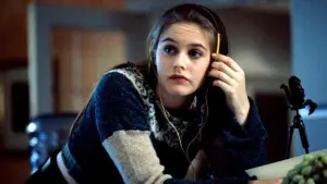 Backdrop to the movie "Hideaway" #441781