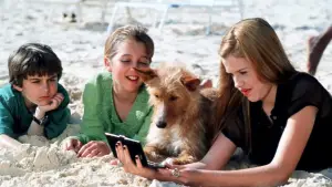 Backdrop to the movie "Zeus & Roxanne" #708404