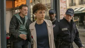 Backdrop to the movie "The Killer" #608195