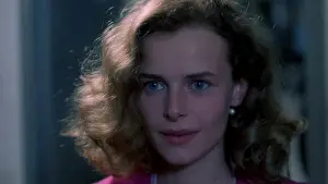 Backdrop to the movie "Cinema Paradiso" #670410