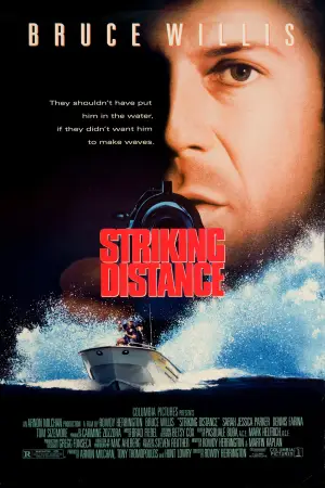 Poster to the movie "Striking Distance" #807278