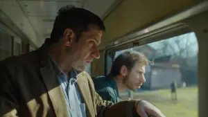 Backdrop to the movie "The Man Who Could Not Remain Silent" #732094