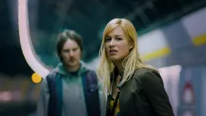 Backdrop to the movie "Creep" #385212