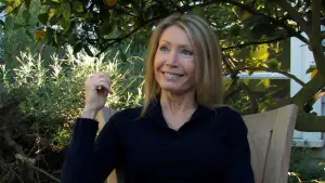 Backdrop to the movie "Teenage Paparazzo" #689477