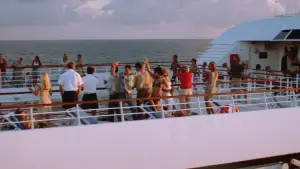 Backdrop to the movie "Speed 2: Cruise Control" #868508