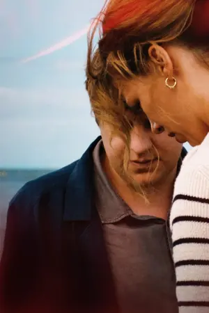 Poster to the movie "Afire" #503024