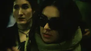 Backdrop to the movie "The Moment" #516631