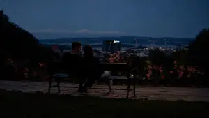 Backdrop to the movie "The Worst Person in the World" #931261