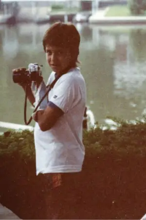 Poster to the movie "Armed Only with a Camera: The Life and Death of Brent Renaud" #618499