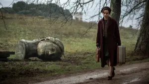 Backdrop to the movie "Voice from the Stone" #403665