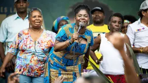 Backdrop to the movie "Igualada" #355101