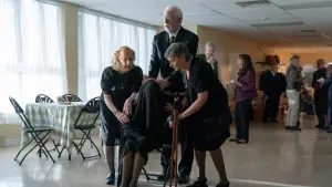 Backdrop to the movie "The Front Room" #707593