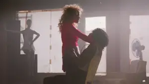 Backdrop to the movie "Showgirls" #606767