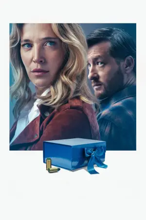Poster to the movie "The Blue Box" #833582