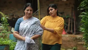 Backdrop to the movie "Swargathile Katturumbu" #503421