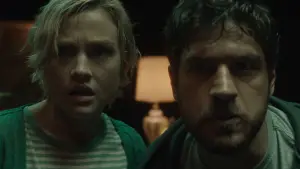 Backdrop to the movie "Bone Lake" #532153