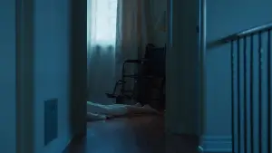 Backdrop to the movie "undertone" #762632