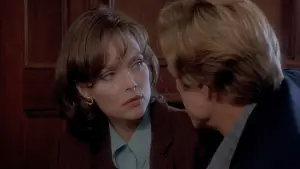 Backdrop to the movie "Up Close & Personal" #475350